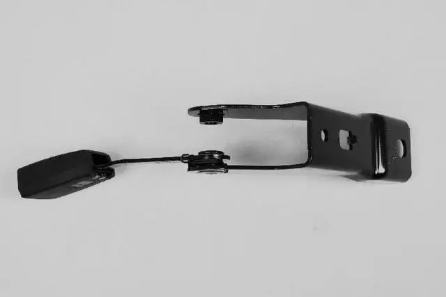 Rear Inner Seat Belt, Right - Mopar (5KQ441K2AA)