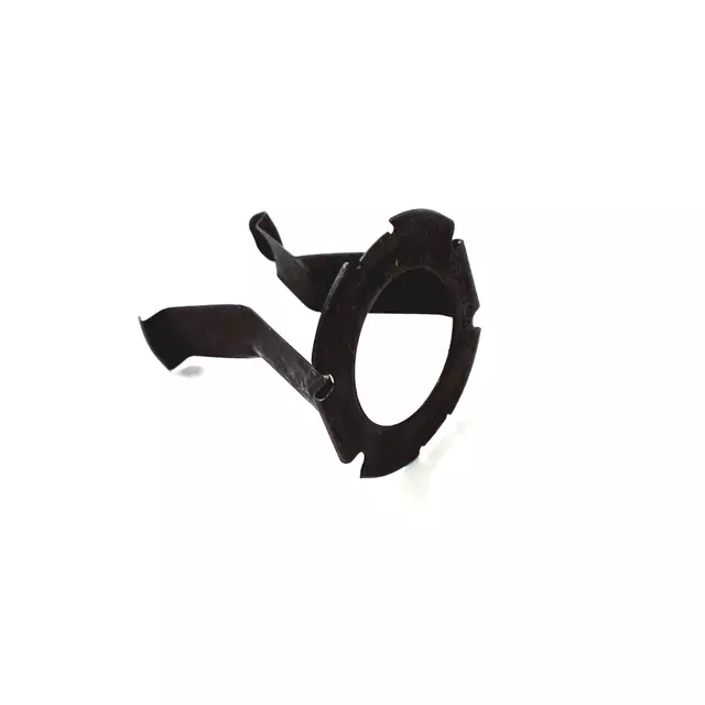 7B0801658A - Body: Plug Retainer Clip for Volkswagen Image