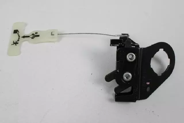 Storage Bin Lid Latch, Left - Mopar (68204485AA)