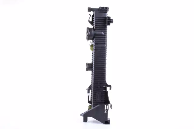 67101 - Cooling Systems: Radiator w/Integrated Transmission Oil Cooler for NISSENS Image