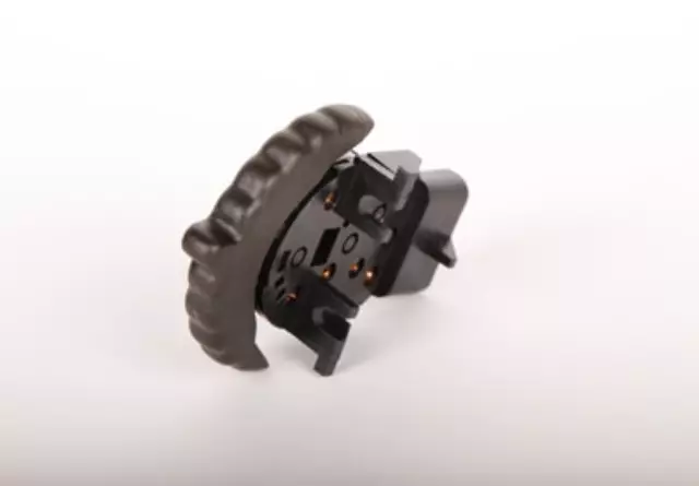 9354692 - HVAC: Blower Motor Switch for Saturn: LW2, SC1, SC2, SL, SL1, SL2, SW2 Image