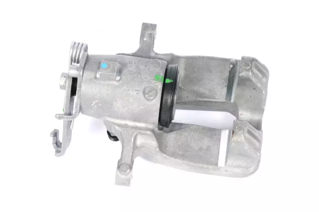 Rear Passenger Side Disc Brake Caliper Assembly - GM (13581001)
