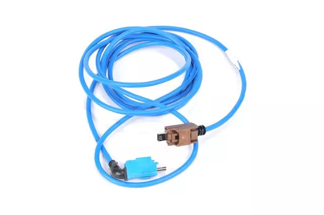 84077940 - : Video Antenna Cable Assembly for GM Image