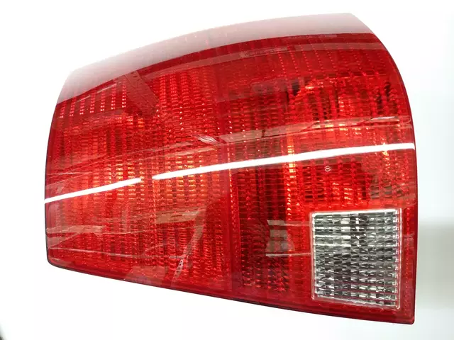 1J9945096R - Electrical: Tail Lamp Assembly for Volkswagen: Jetta Image