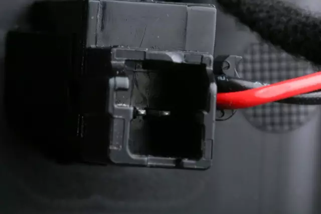 Glove Box Assembly - GM (84833128)