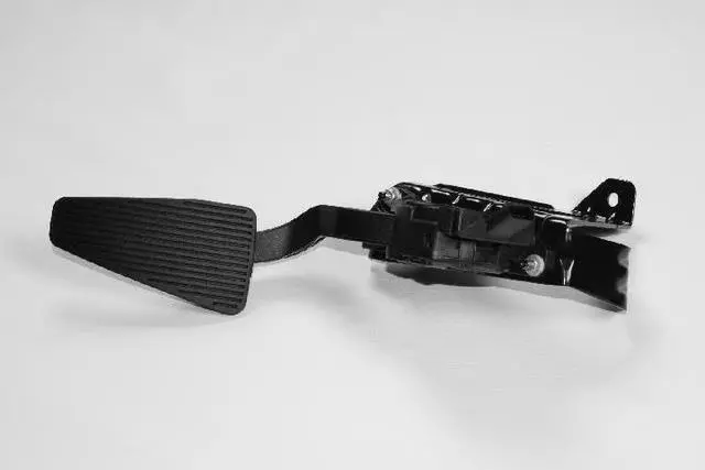 Accelerator Pedal - Mopar (68043161AC)