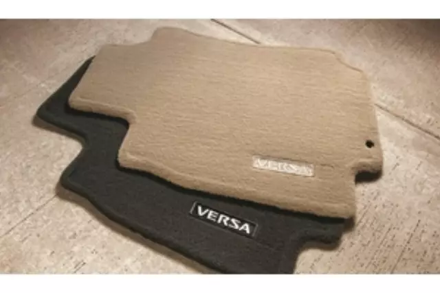 Carpeted Floor Mats, Interior With Trunk - Nissan (999E2-4Y001)