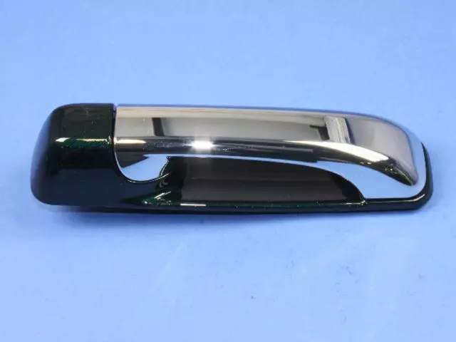 Exterior Door Handle, Right - Mopar (1GH261GTAD)