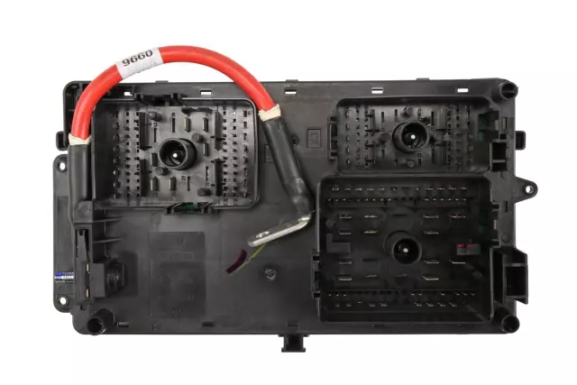 Front Compartment Fuse Block - GM (20831466)