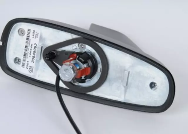 Mobile Telephone and GPS Navigation Antenna - GM (20849992)