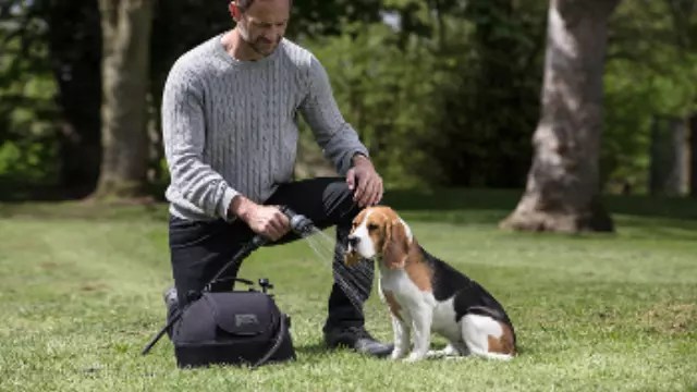 T2H38746 - Interior: Portable Rinse System for Jaguar: E-Pace, F-Pace, I-Pace, XF Image