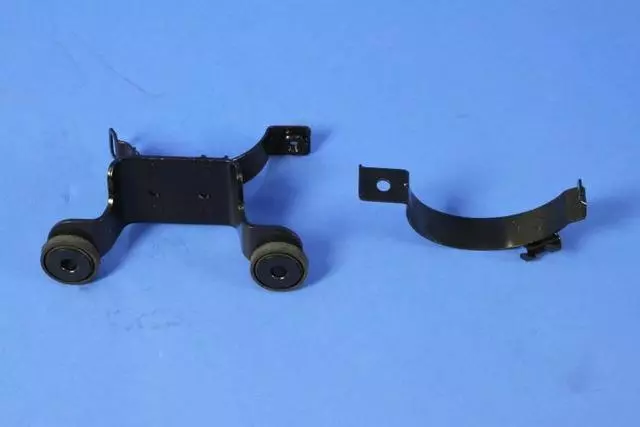 Genuine Alfa Romeo Bracket Pump - Alfa Romeo (68259980AA)