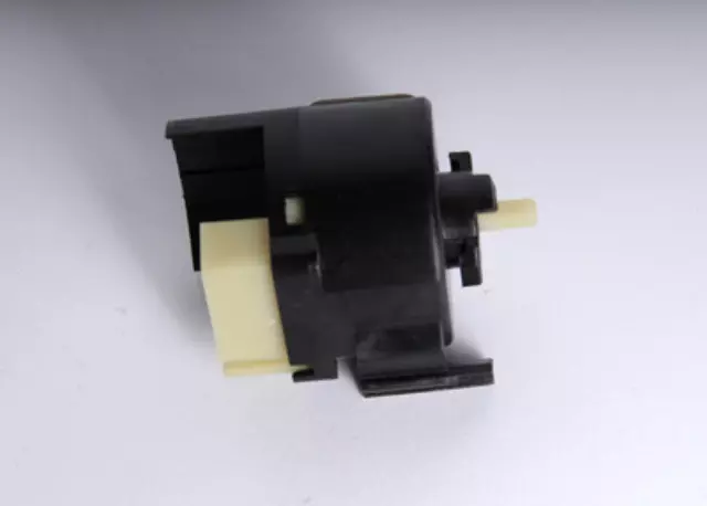 D1541E - Electrical: ACDelcoâ„¢ Headlight Switch for GM Image