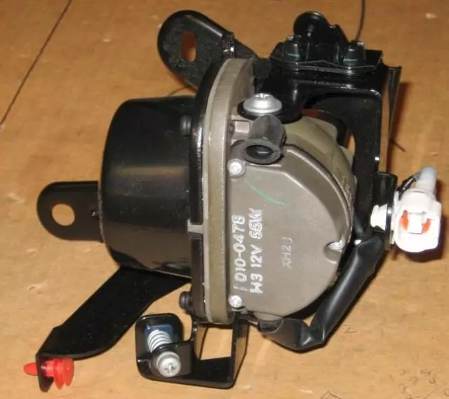 Fog Lamp Assembly - Toyota (PT297-89014)