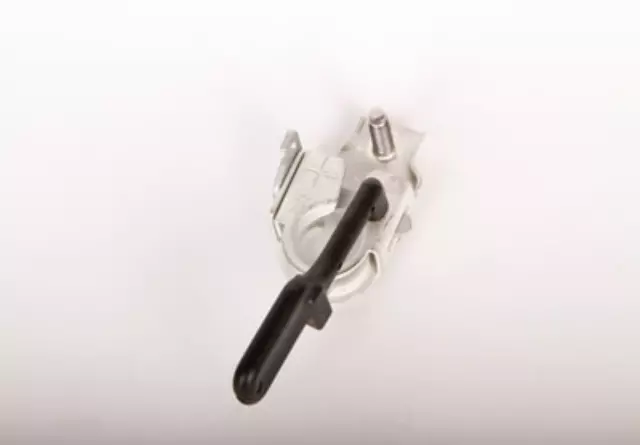 15935033 - Electrical: Battery Cable Terminal End for Chevrolet: Silverado 1500 | GMC: Sierra 1500 Image