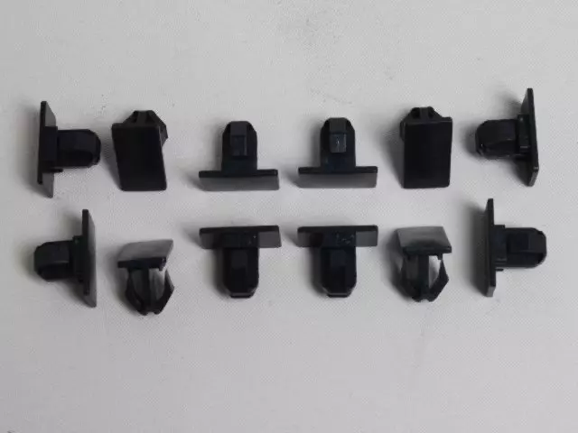 1BA41GB1AA - Exterior Ornamentation: Cladding Clip, Right &amp; Left for Mopar Image