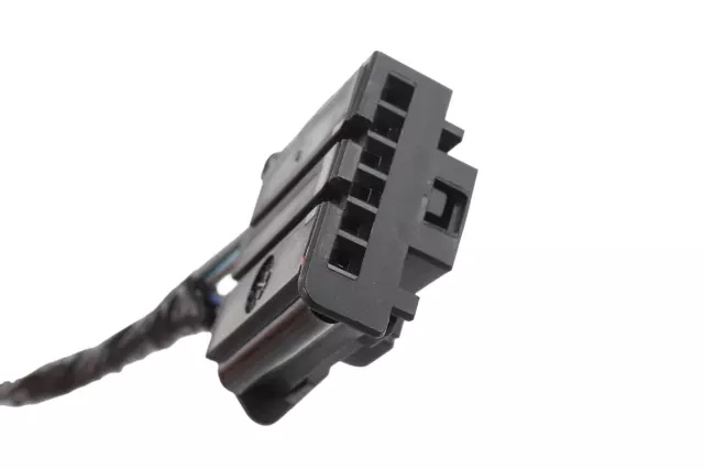 84340778 - HVAC: Harness for Chevrolet: Silverado 1500, Silverado 1500 LD, Silverado 2500 HD, Silverado 3500 HD | GMC: Sierra 1500, Sierra 1500 Limited, Sierra 2500 HD, Sierra 3500 HD Image