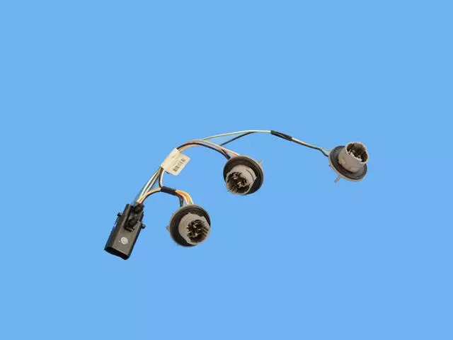 Taillamp Wiring, Right - Mopar (68001318AB)