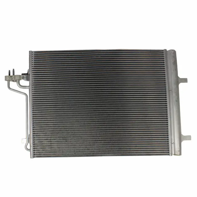 YJ588 - : Motorcraft™ A/C Condenser for Ford: Focus Image
