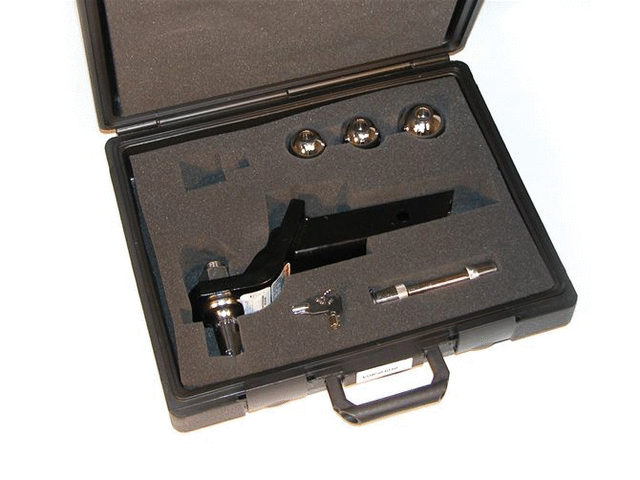 VUB504010 - : Drawbar\/Adapter-A-Ball Set for Land-Rover Image