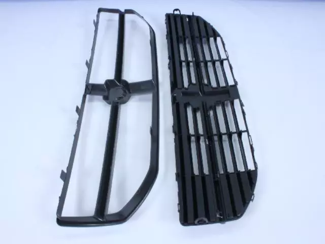 Radiator Grille - Mopar (68050326AA)