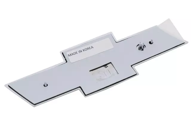 22760644 - Body: Emblem for Chevrolet: Equinox Image