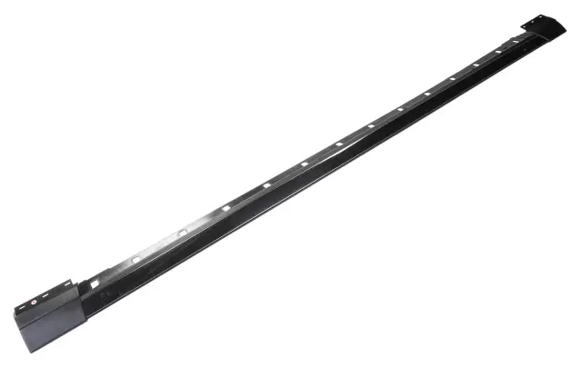 Driver Side Assist Step Finish Cover - GM (20919403)