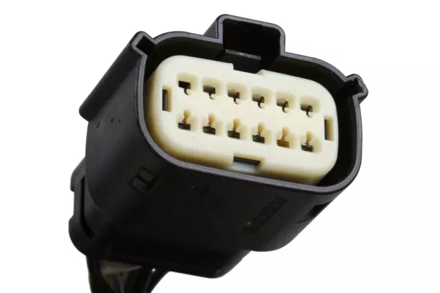 Rear Driver Side Stop Lamp - GM (84288720)