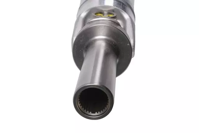 94769075 - Universals &amp; Rear Axle: Drive Shaft for Chevrolet: Colorado | GMC: Canyon Image