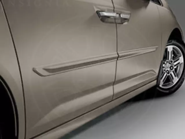 8P05TK8180 - Body: Body Side Molding for Honda: Odyssey Image