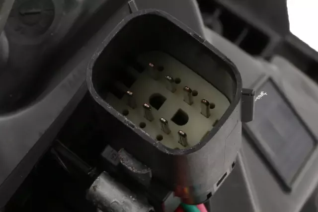 Driver Side Headlamp Assembly - GM (26672547)