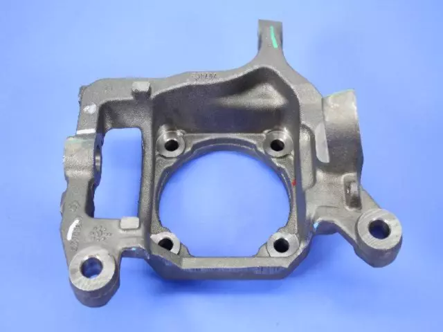 Front Knuckle, Right - Mopar (68065447AA)