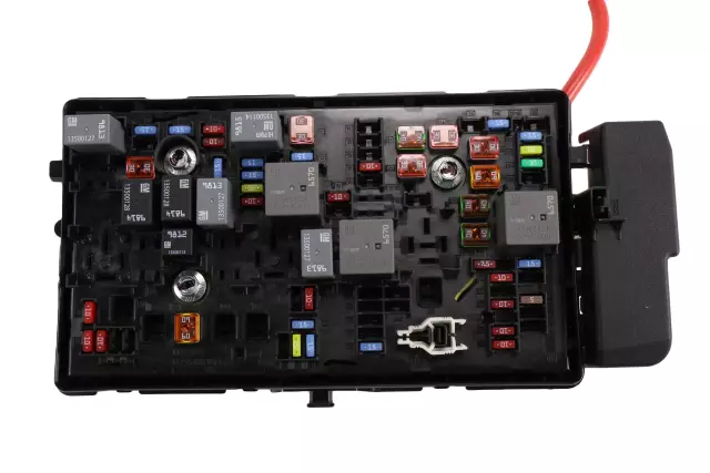 84616960 - : Junction Block for Chevrolet: Colorado | GMC: Canyon Image