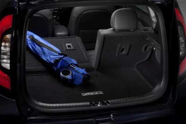 B2012ADU20 - Interior: Cargo Mat, Carpeted W\/ Seat Back Protection for Kia: Soul, Soul EV Image