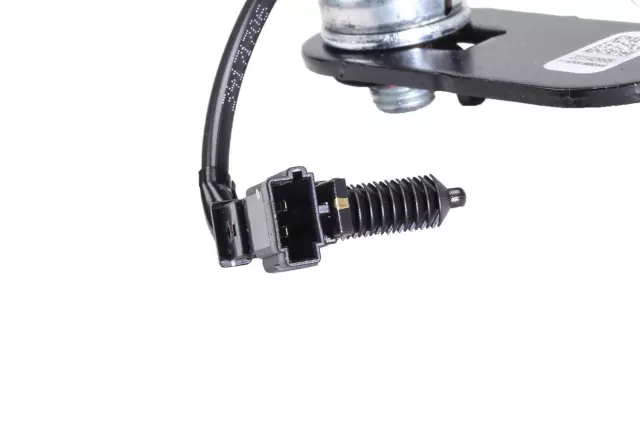 19303622 - Electrical: Outer Buckle for Cadillac: Escalade, Escalade ESV | Chevrolet: Suburban, Tahoe | GMC: Yukon, Yukon XL Image