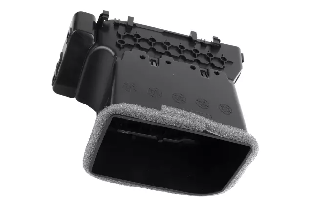 Black Driver Side Instrument Panel Outer Air Outlet - GM (84670207)