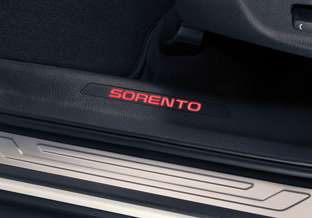 1U069ADU00 - Exterior: Door Sill Plates - Illuminated for Kia: Sorento Image