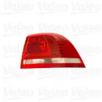 44607 - : 2013-2016 Volkswagen Touareg Tail Light LED R Fender for VALEO Image