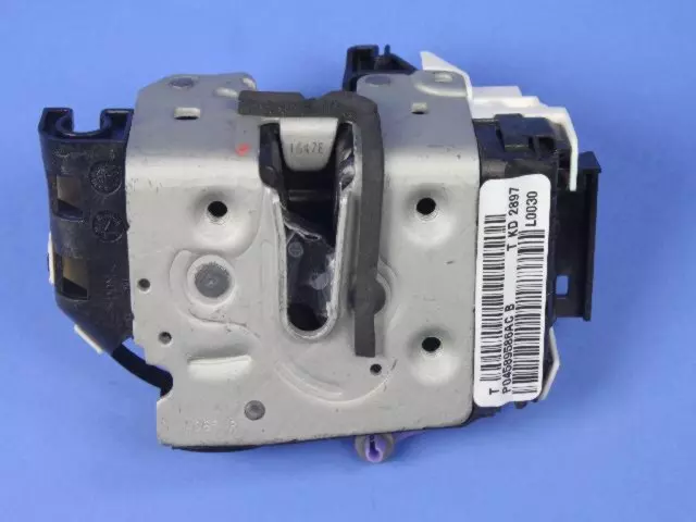 Latch - Mopar (04589586AG)