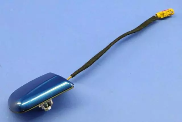 Cable & Base Assy Antenna - Mopar (5NU66KCLAB)
