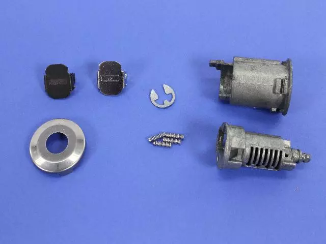 5019603AA - Body Sheet Metal Except Doors: Deck Lid Lock Cylinder for Chrysler: Sebring | Dodge: Charger, Stratus Image