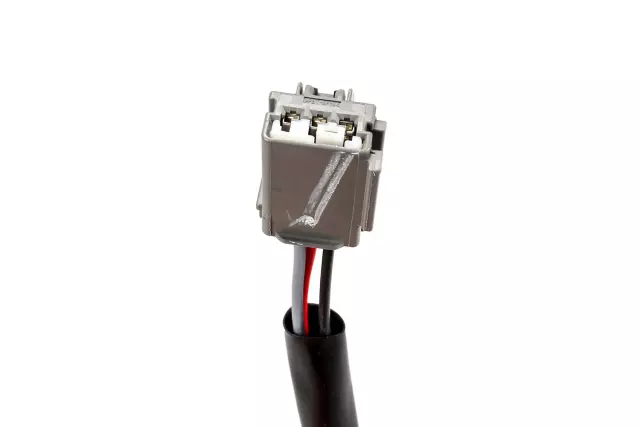 Rear Driver Side Stop Lamp - GM (84078120)