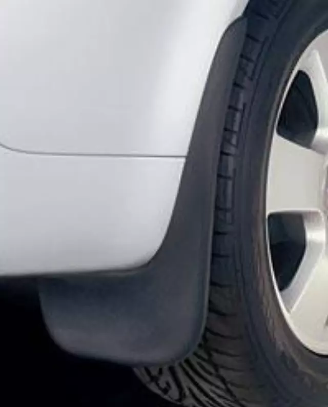 Splash Guard - Front - Audi (4E0-075-111)