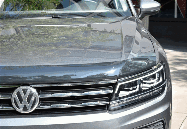 5NN072195 - Exterior: Hood Deflector for Volkswagen: Tiguan Image