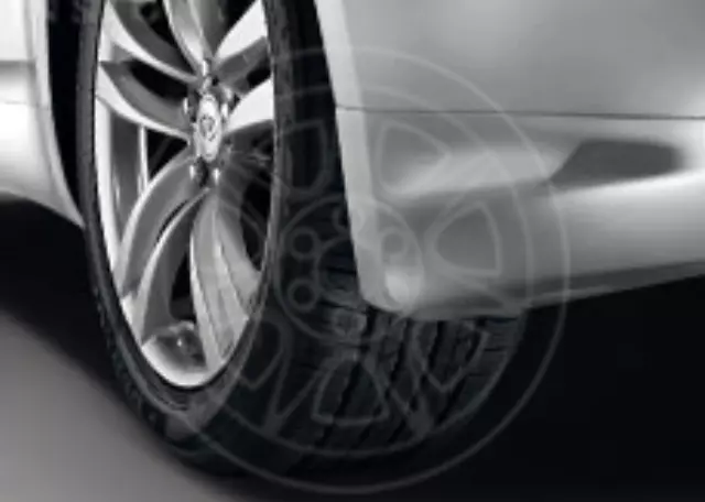 F38E01NF6H - : Splash Guards - Sport - Liquid Platinum for Infiniti Image