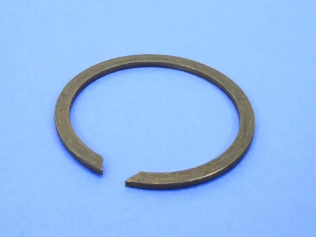 83503537 - Transfer Case Model 244 [DHV]: Snap Ring for Mopar Image