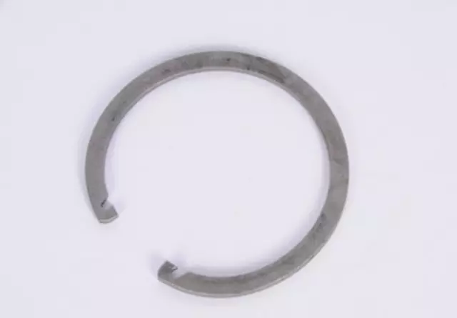 12523058 - : Manual Transmission Mainshaft Rear Bearing Retaining Ring for GM Image