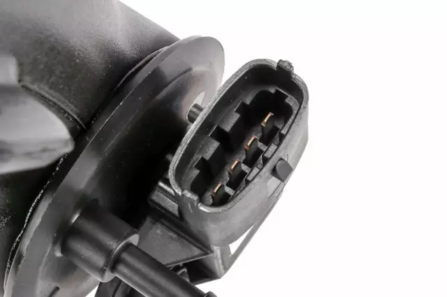 23131218 - : Intercooler Outlet Air Hose for Buick: Regal | Chevrolet: Malibu Image