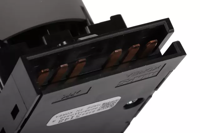 Dark Titanium Driver Seat Lumbar Switch - GM (84545148)