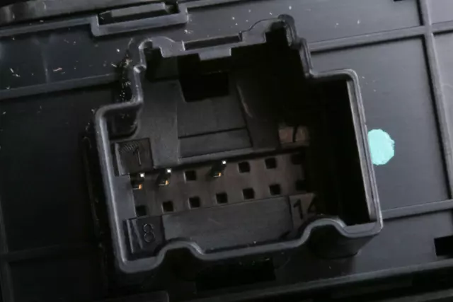 84220792 - Body: Trim Plate for GM Image